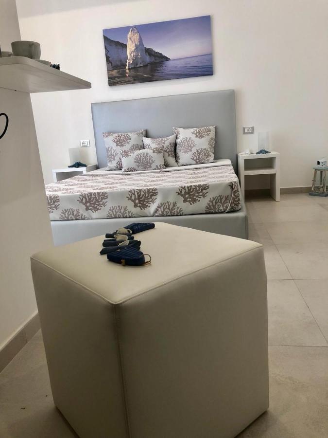 Accanto A Te - Charme Rooms Весте Екстериор снимка