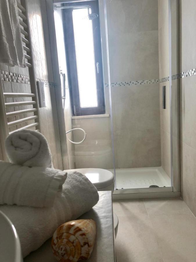 Accanto A Te - Charme Rooms Весте Екстериор снимка