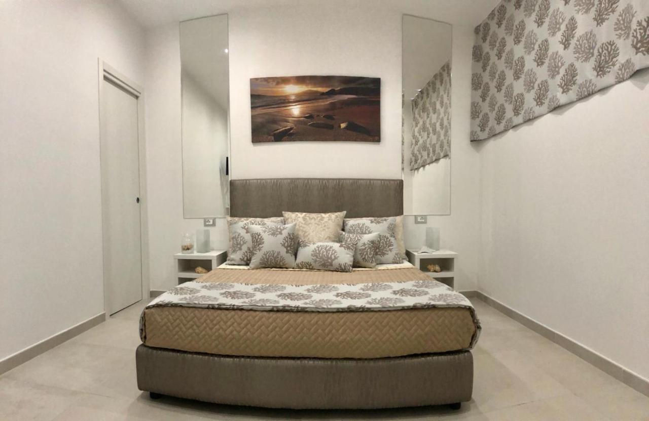 Accanto A Te - Charme Rooms Весте Екстериор снимка