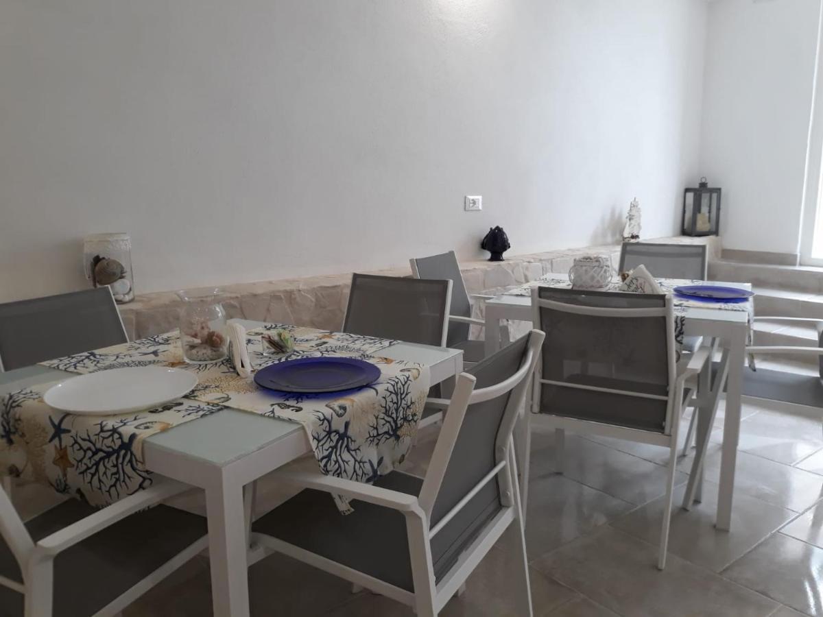 Accanto A Te - Charme Rooms Весте Екстериор снимка